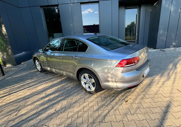 Volkswagen Passat cena 74700 przebieg: 117300, rok produkcji 2020 z Wodzisław Śląski małe 704